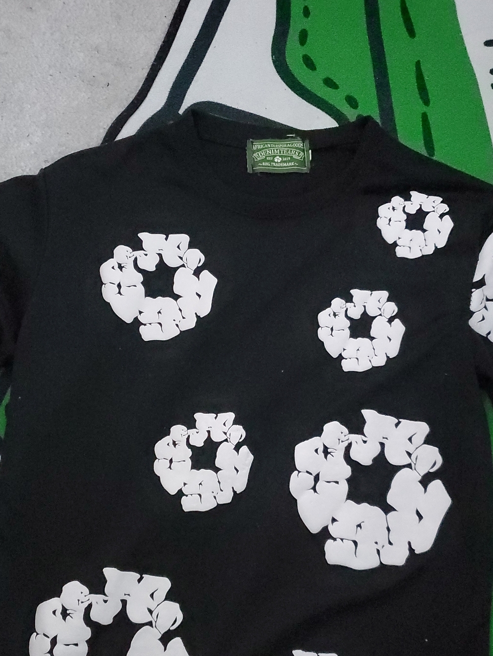 Black Graphic Short Sleeve Tee with White Floral Circles